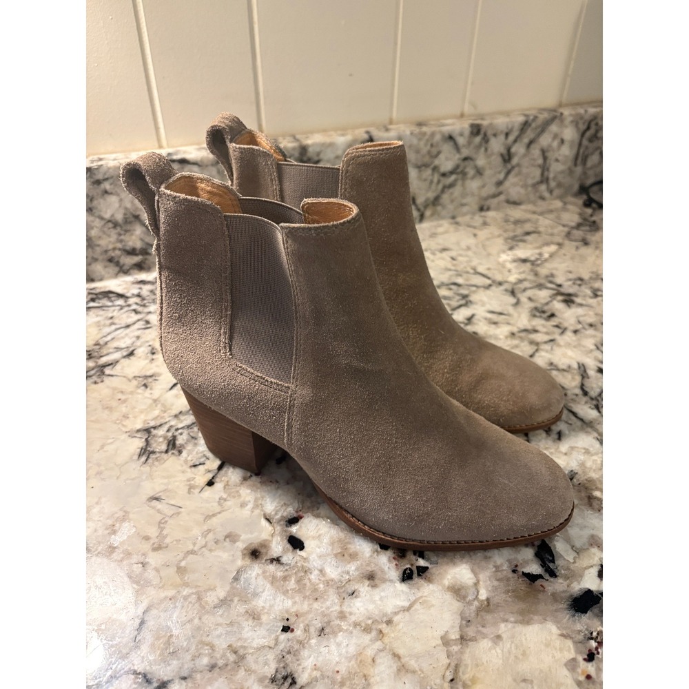 Madewell Regan Suede Chelsea Boot 8.5 Wet Pebble Taupe Block Heal Ankle Booties